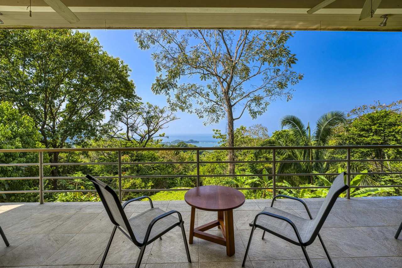 12.25 ACRES – 3 Bedroom 2 Story Ocean View Home 10 Min To The Beach!!! - Gallery image 11