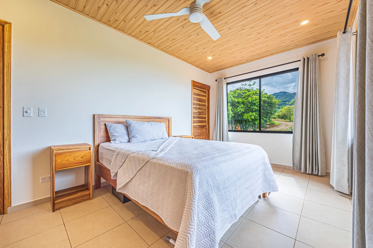 Ocean View Home with Cano Island And Whale Tail Views | San Josecito: Mountain House For Sale in Ojochal - Gallery image 11