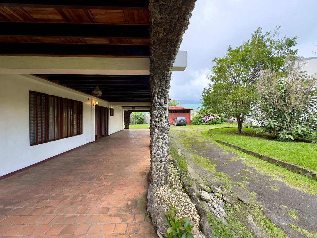 Casa Antigua: Beautiful old fashioned house with great piece of land in Barva Heredia - Gallery image 4