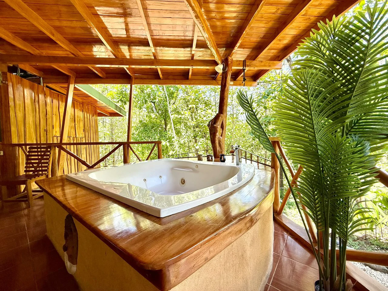 Cobano Jungle Lodge: Santa Fe de Cobano, Costa Rica  Tropical Home with Guest House,  Airbnb Potential & Jungle Privacy ONLY $249,000 USD! - Gallery image 18