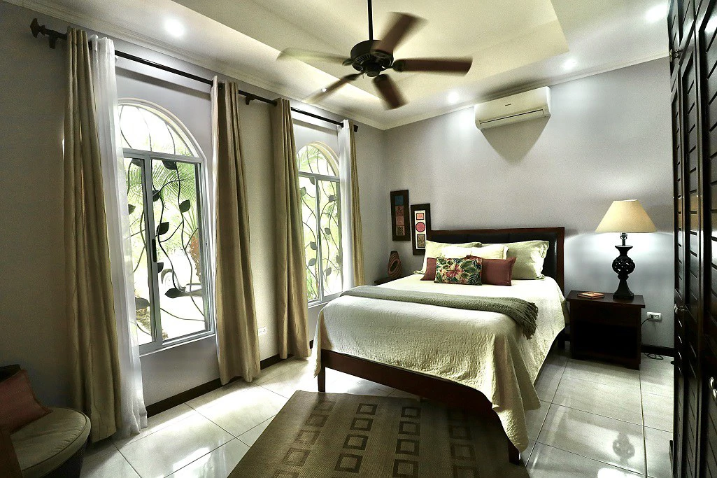 Incredible Casa Verde: Walk to the Beach in Bejuco! - Gallery image 16