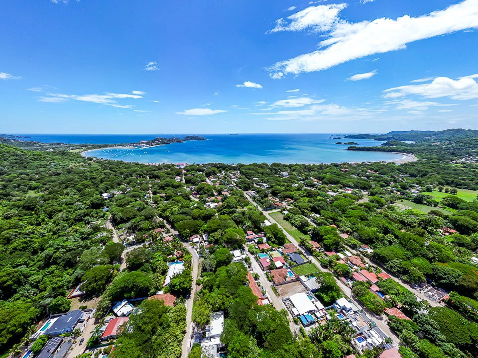 Casa Venturini: Charming Single-Family Home with Quality Finishes, Private Pool & Expansion Opportunity - Gallery image 29