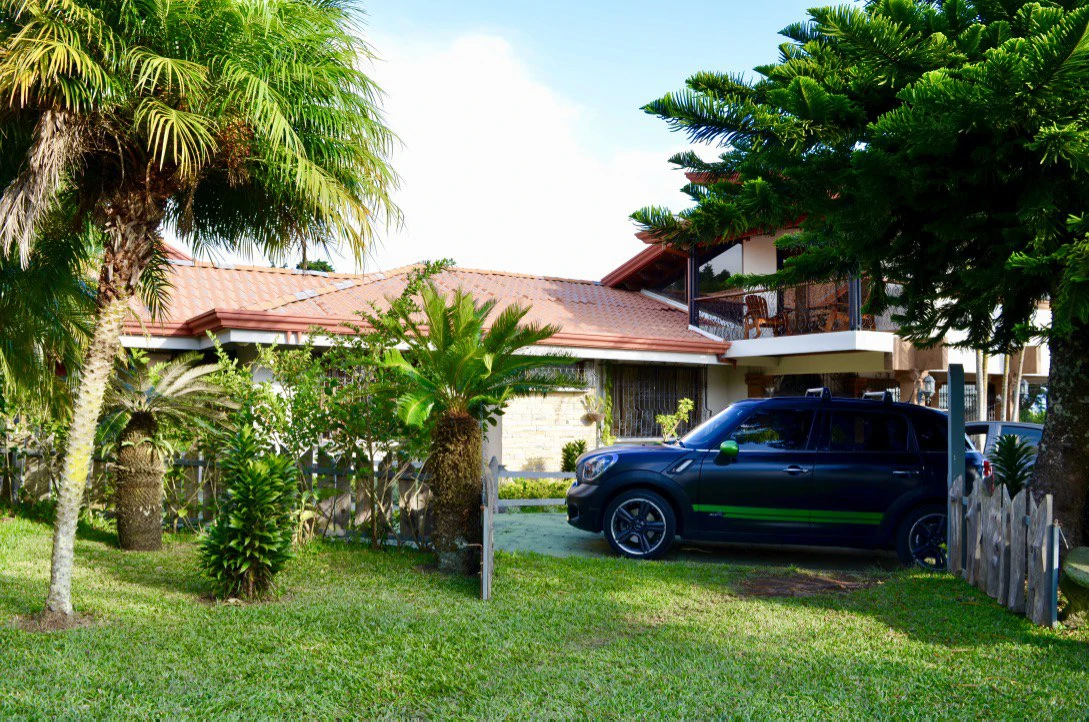 Spectacular 4BR House for sale in San Rafael - Heredia, ideal for a large family, or for those looking for a rental income option! - Gallery image 12