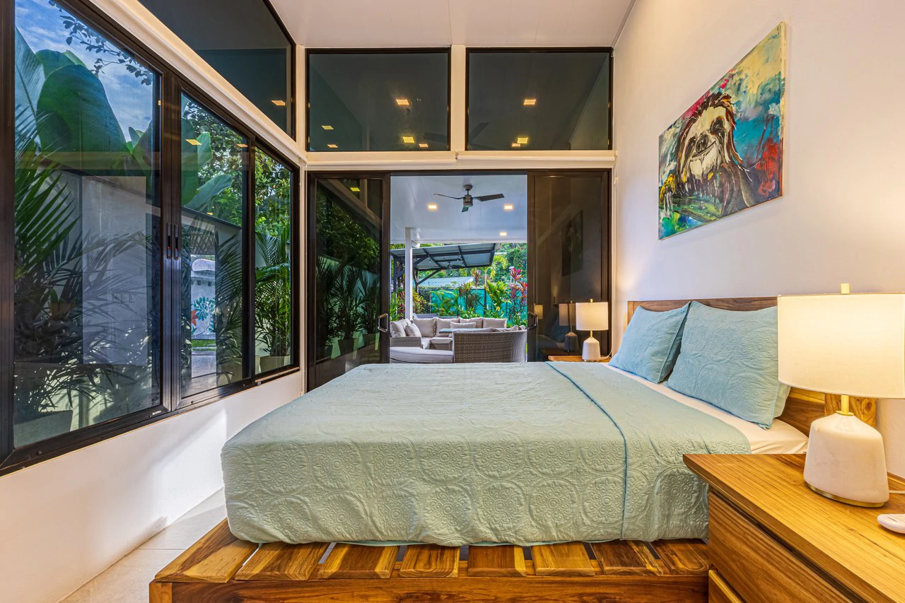 Elegant Tropical Home | 5 Minutes from Marino National Park: Near the Coast House For Sale in Bahía Ballena - Gallery image 22