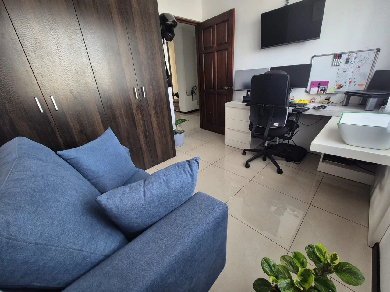 Beautiful House for Sale in a Gated Community - Gallery image 29