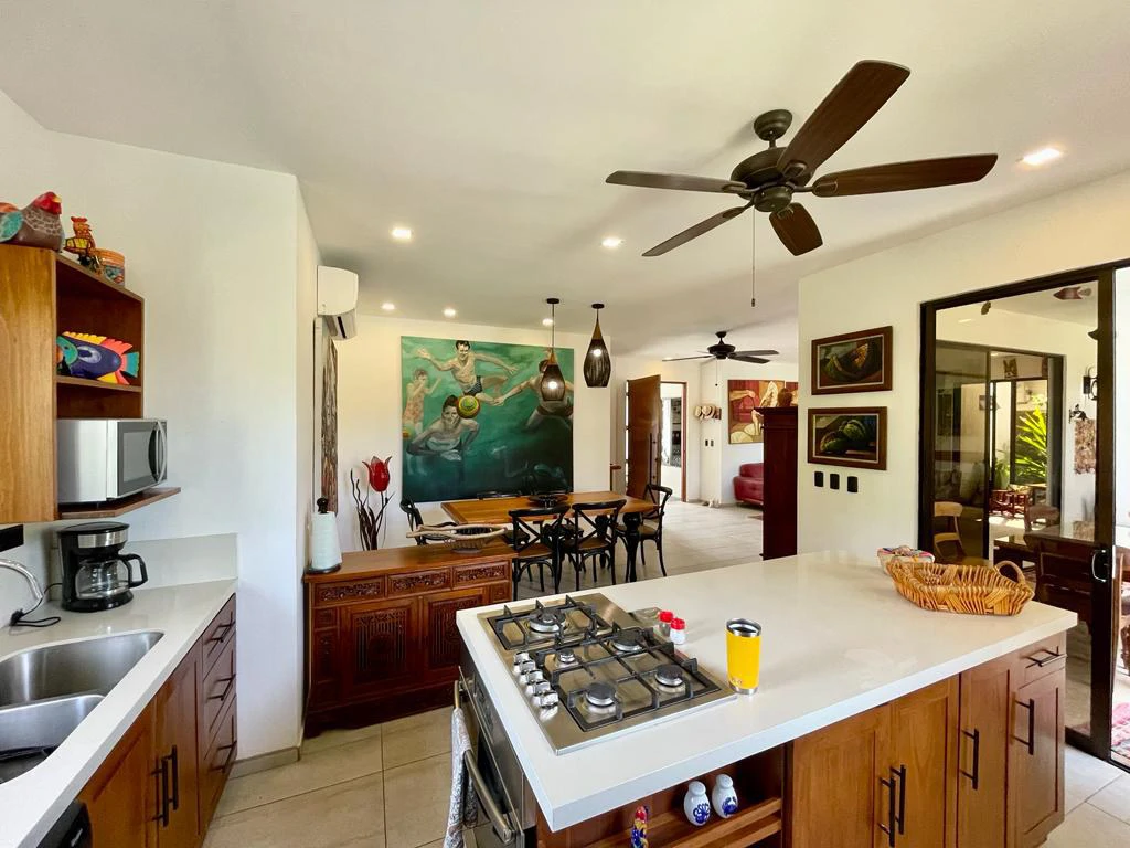 Gorgeous home in gated community one block from the beach. Playa Bejuco, Costa Rica - Gallery image 48