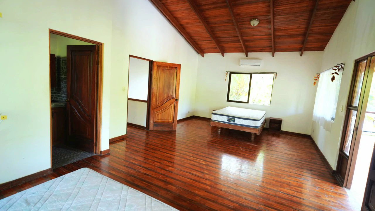 Near the Coast House For Sale in Ojochal - photo 12