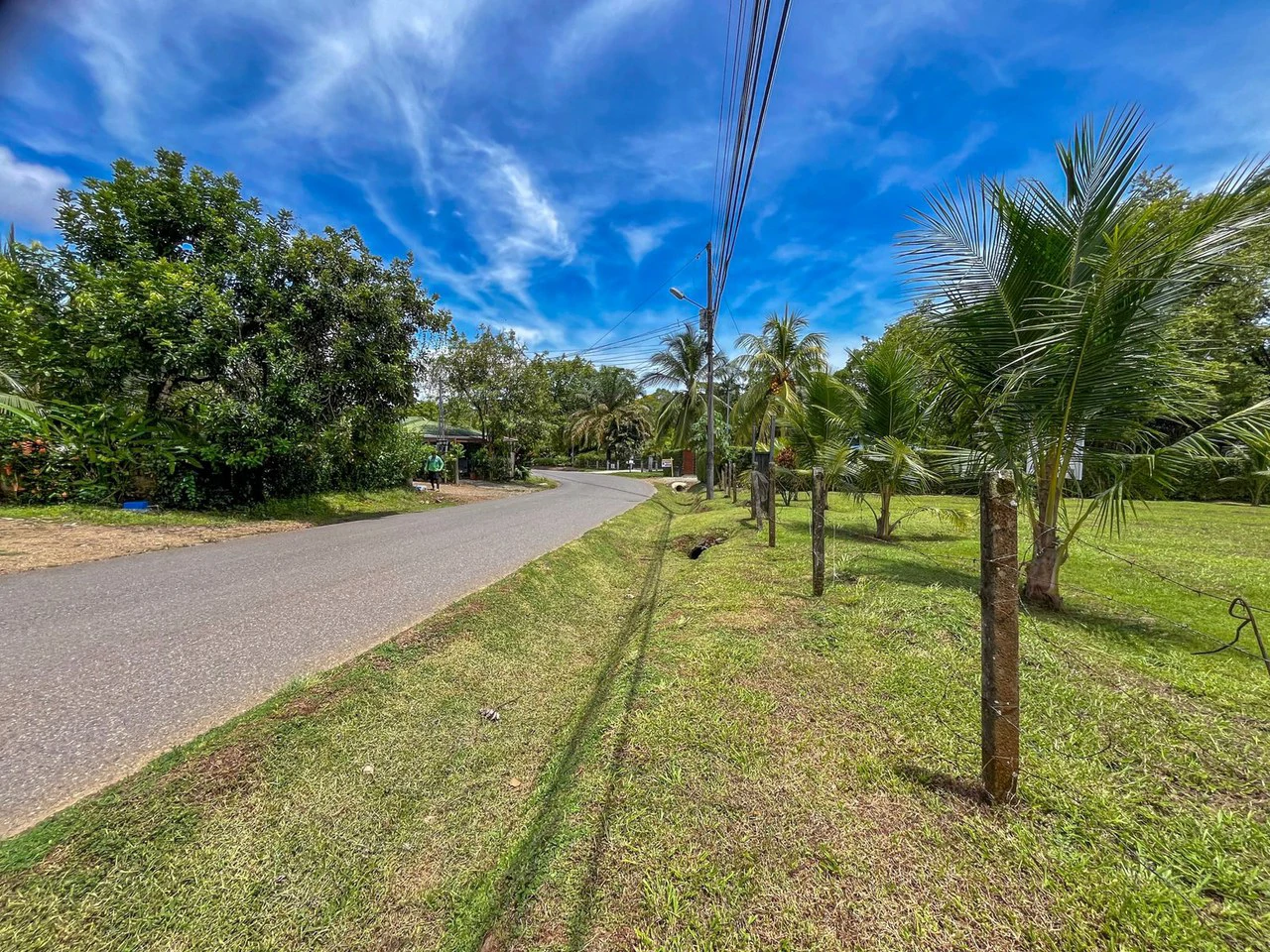 0.60 ACRES – Land In Prime Location, Flat and Usable, Commercial or Residential, Two Wheel Drive Access, Ready to Build! - Gallery image 14