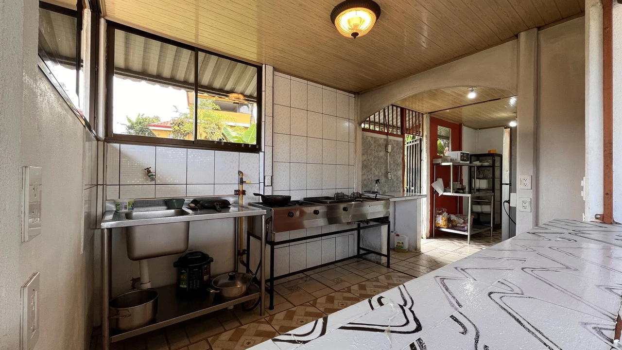 House For Sale in San Pedro - photo 29