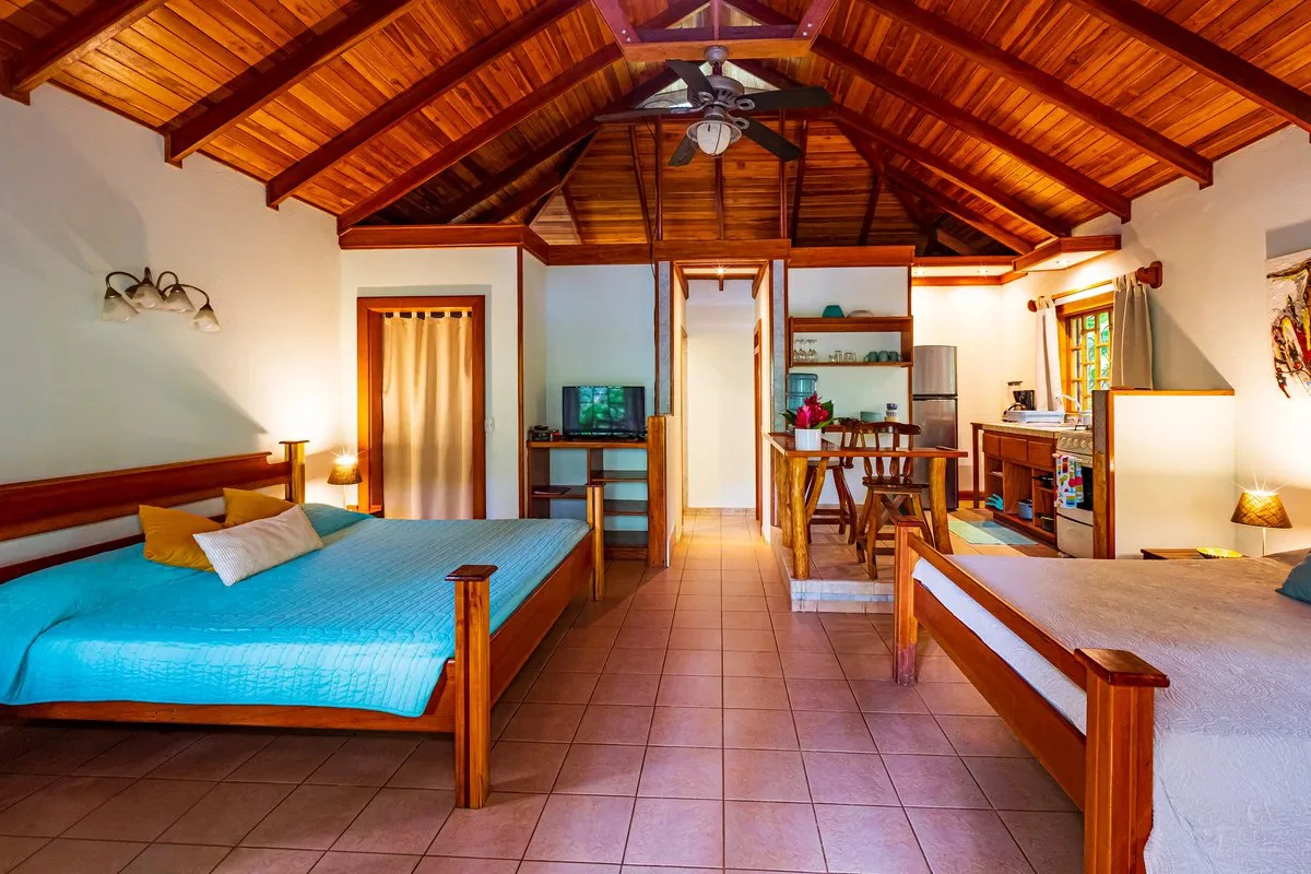 ID 123: Turnkey Hotel and Restaurant Business in Playa Chiquita - Gallery image 21