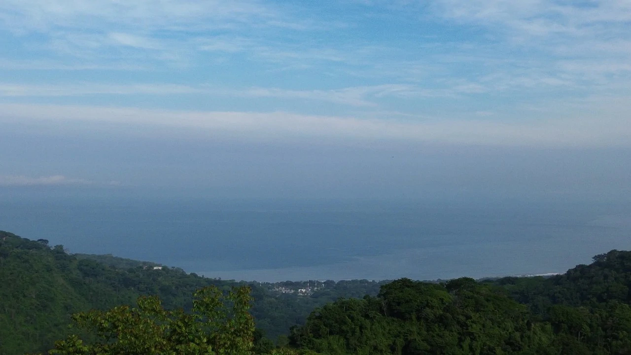 Luxury Modern Home on the hills above Tarcoles: Panoramic Ocean & Mountain Views - Gallery image 39