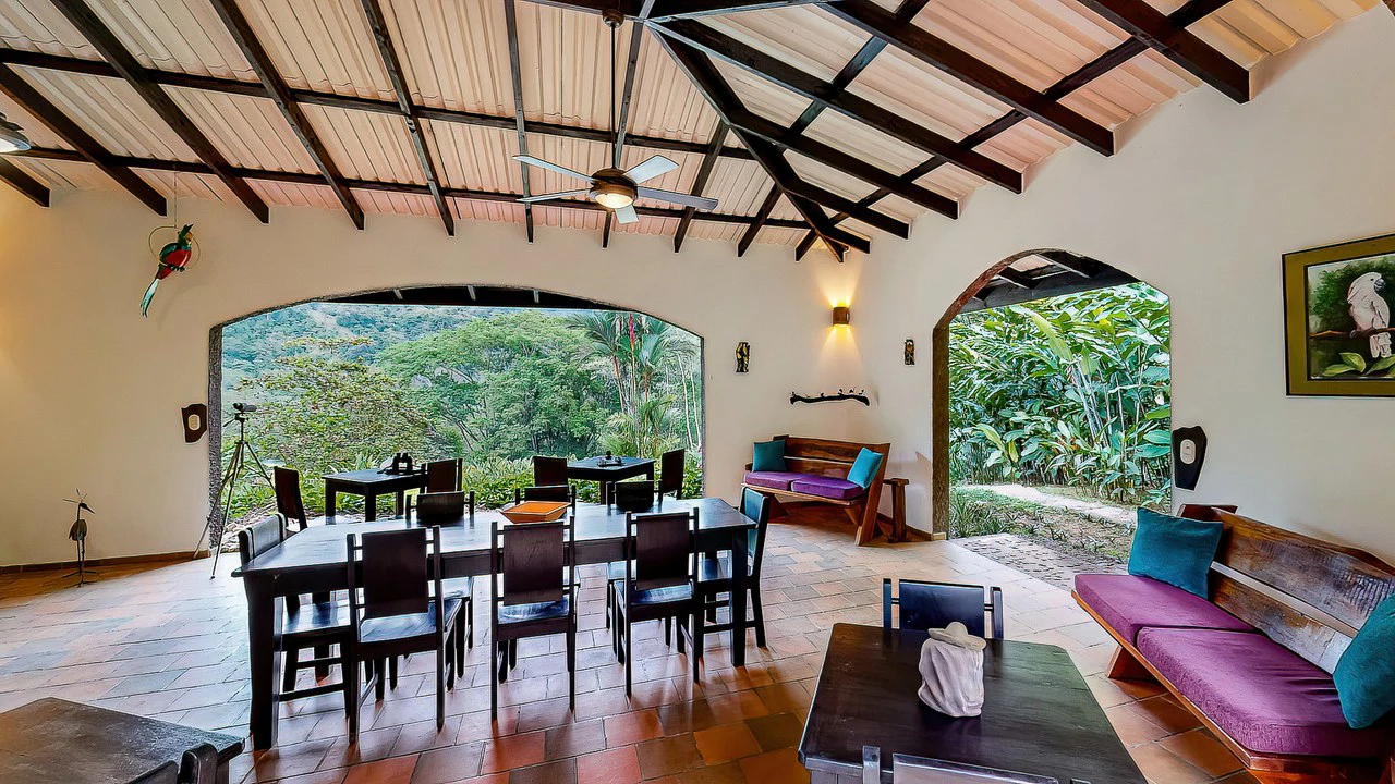 A TRANQUIL HAVEN: PRIME INVESTMENT OPPORTUNITY IN UVITA'S LUSH RIVER ENCLAVE: Mountain Hotel/Resort/Hostel For Sale in Uvita - Gallery image 26