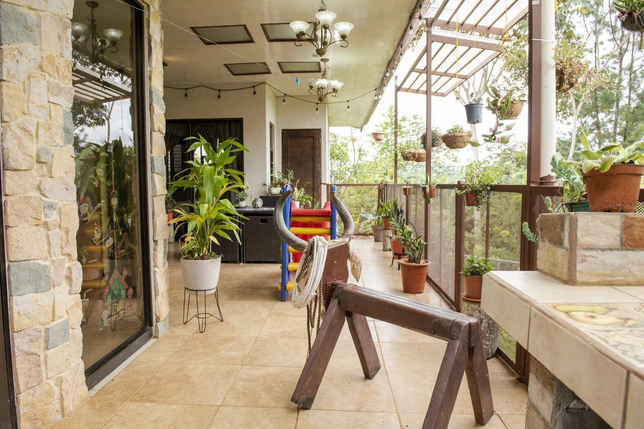 Costa Rican Gem: Spacious 4BR Home with Fruit Trees, Fully Furnished: House For Sale in Pedregoso - Gallery image 16