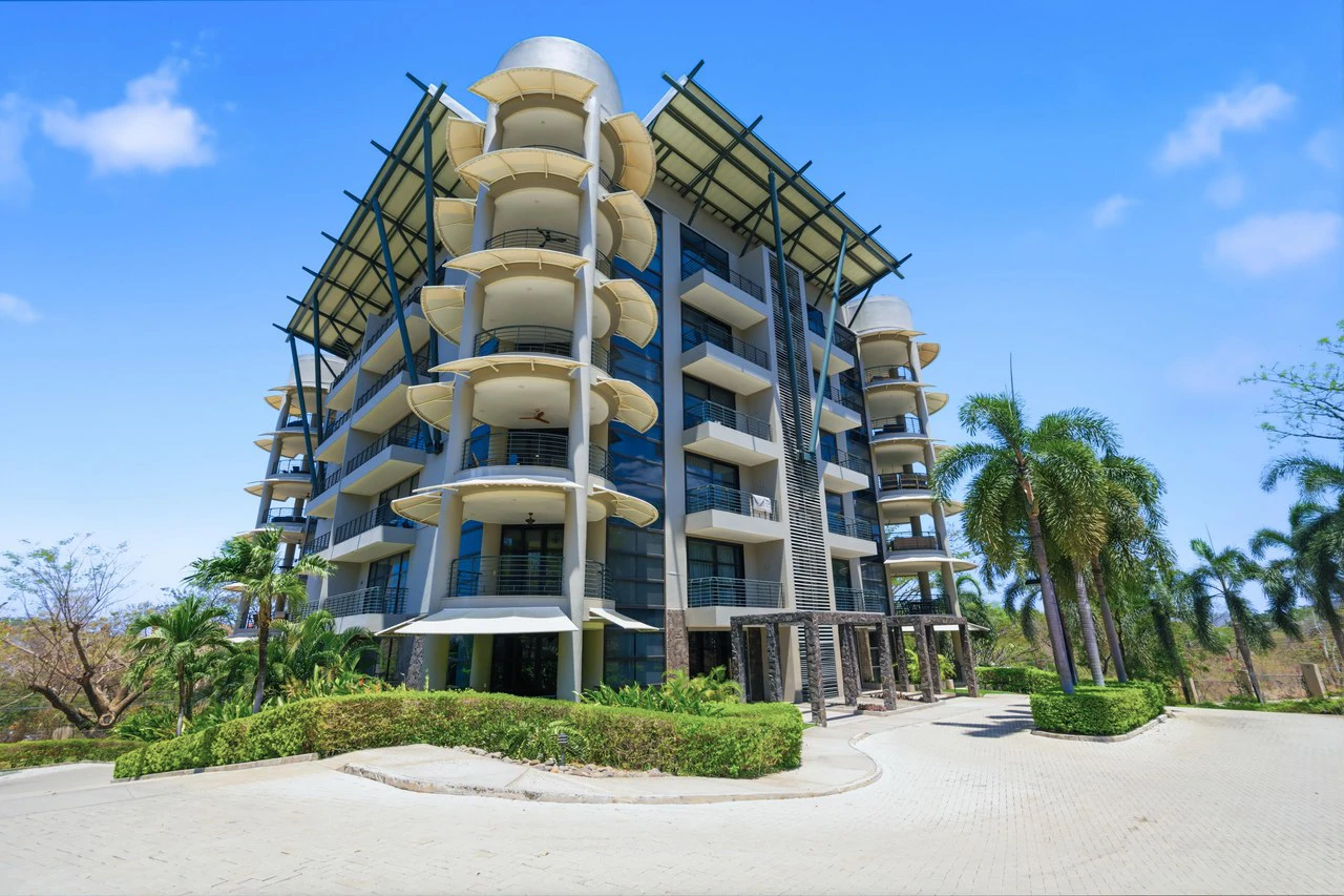 La Perla 113: Boutique Luxury Condo in the Heart of Tamarindo - Gallery image 37