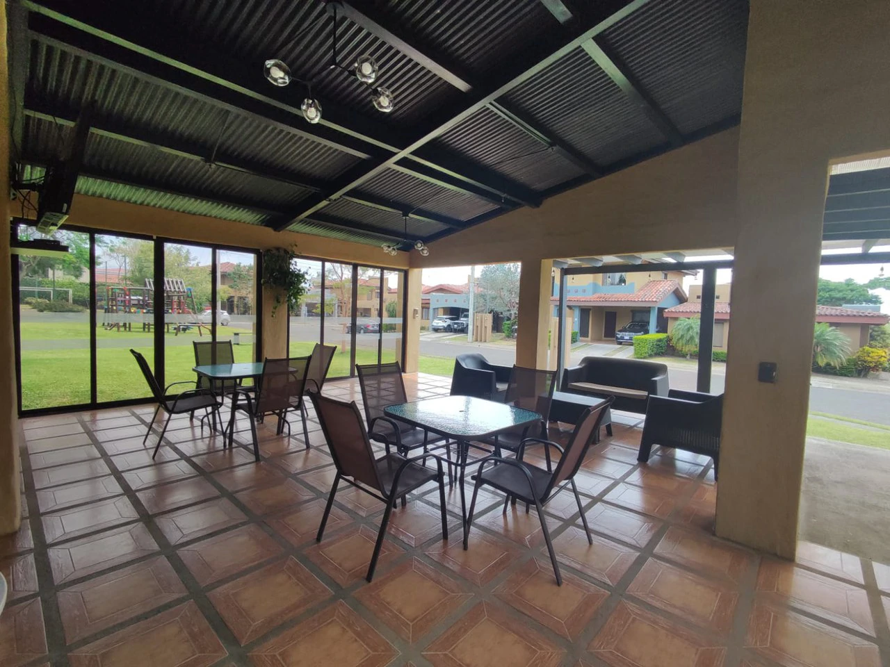 Condominio Valle de Eucaliptos: House for Sale in Valle de Eucaliptos Condominium - Gallery image 20