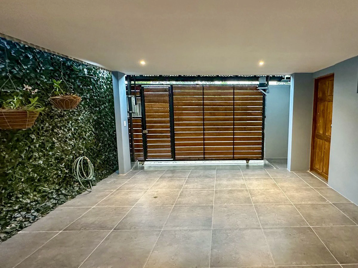 2-Bedroom Home with 3 Fully Furnished Apartments In Puerto Jimenez - Gallery image 3