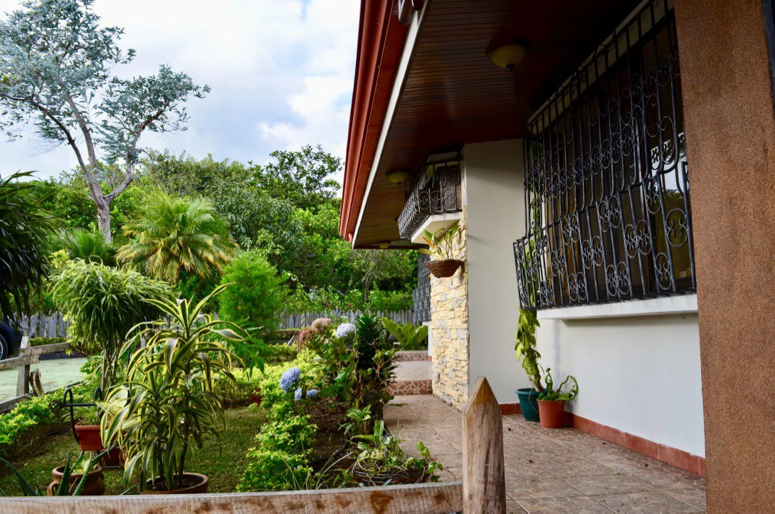 Spectacular 4BR House for sale in San Rafael - Heredia, ideal for a large family, or for those looking for a rental income option! - Gallery image 6