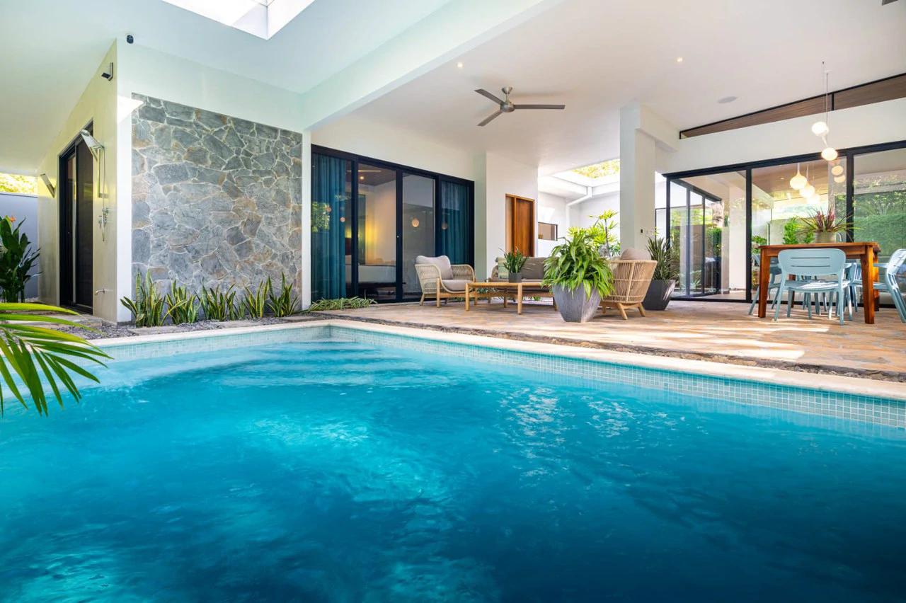 Amazing New Villa Cayman: Solar Powered and Walk to the Beach in Uvita! - Gallery image 28