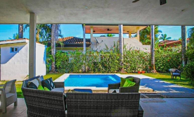Standout home in highly sought after community close to the beach in Bejuco! - Gallery image 8