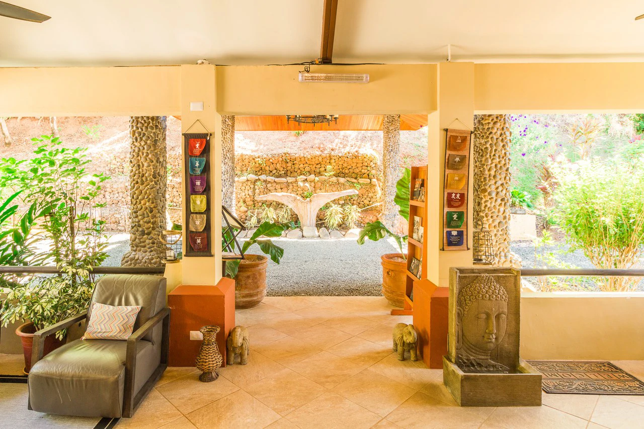 Popular 20-room Boutique hotel /retreat. Stunning ocean views - Gallery image 32