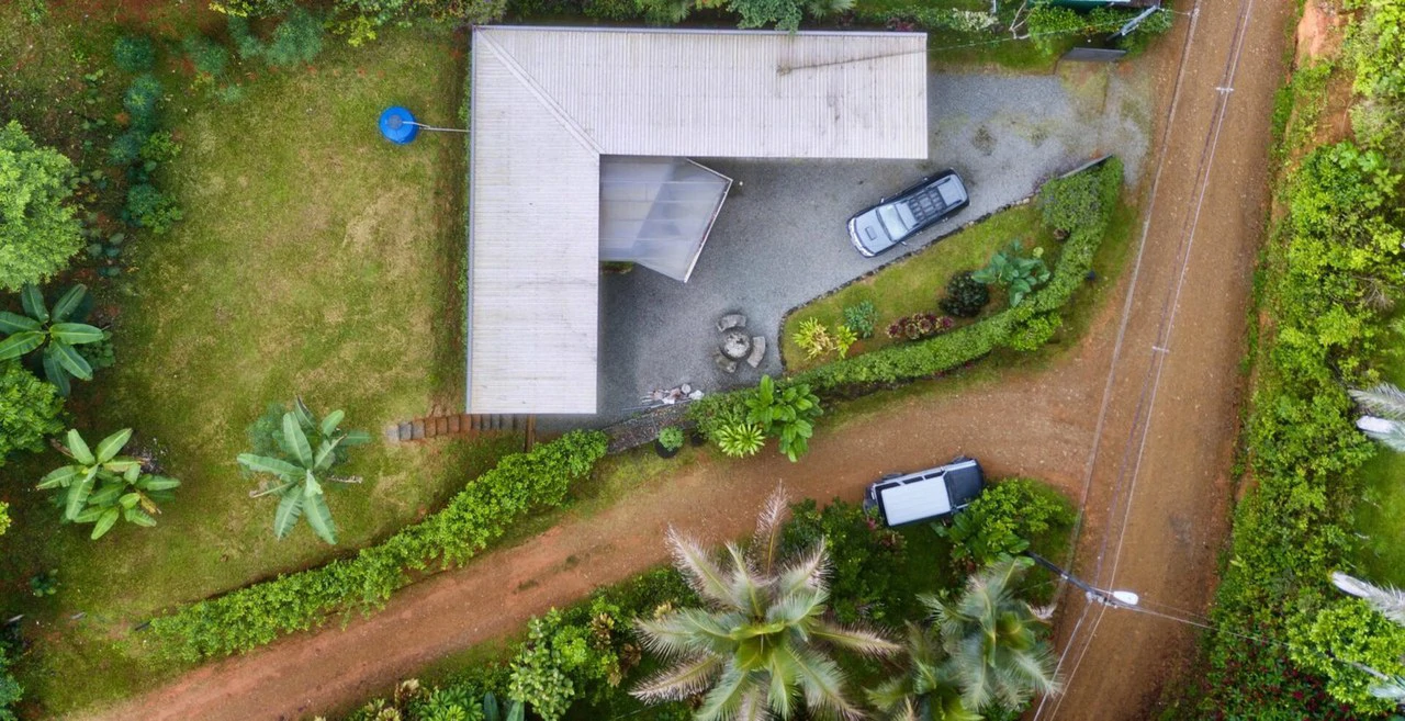 0.19 ACRES – 3 Bedroom Container Homes With Additional Building Lot,15min to Dominical and Beaches!! - Gallery image 15