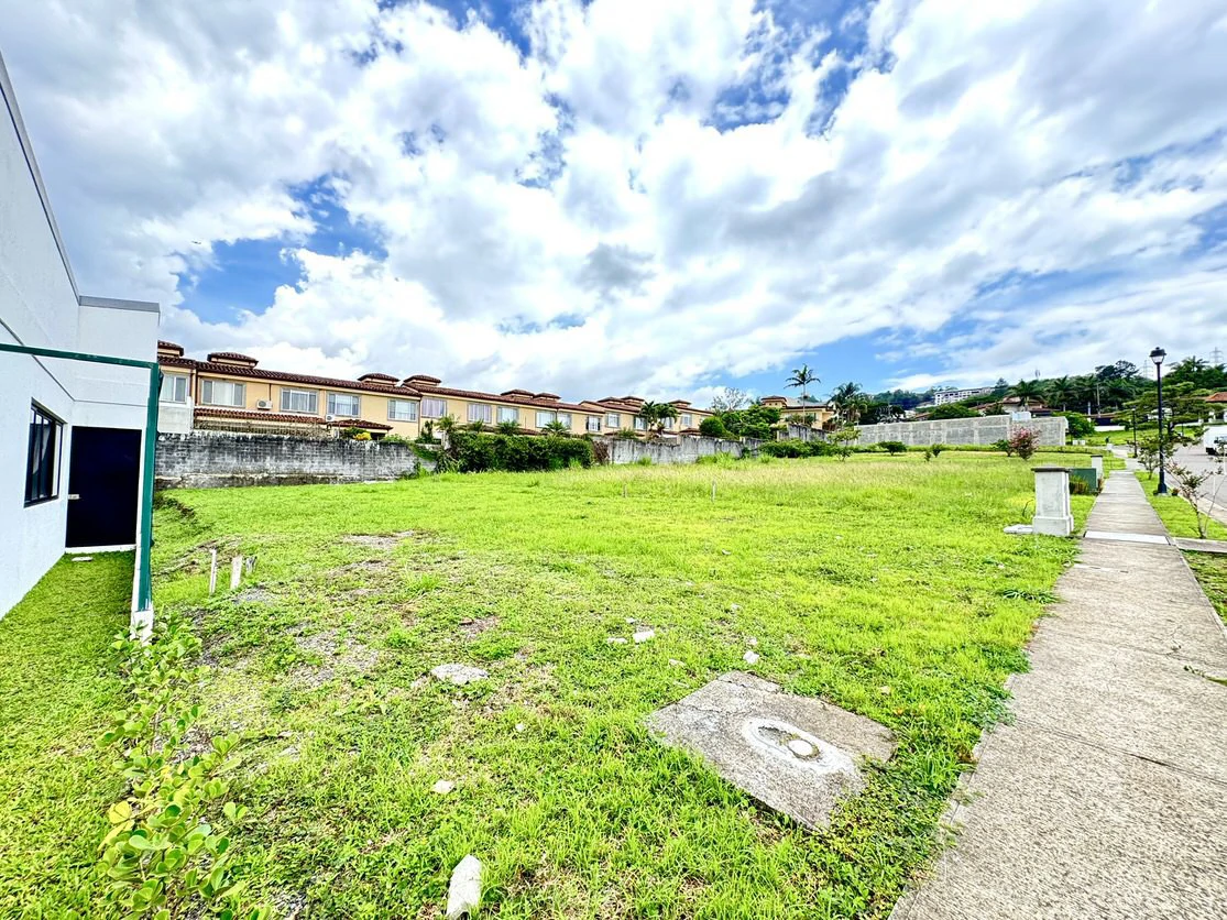 Lote en venta en Guachipelín Escazú: Lot for Sale in Guachipelín, Escazú – 350 m² to Build the Home of Your Dreams - Gallery image 10