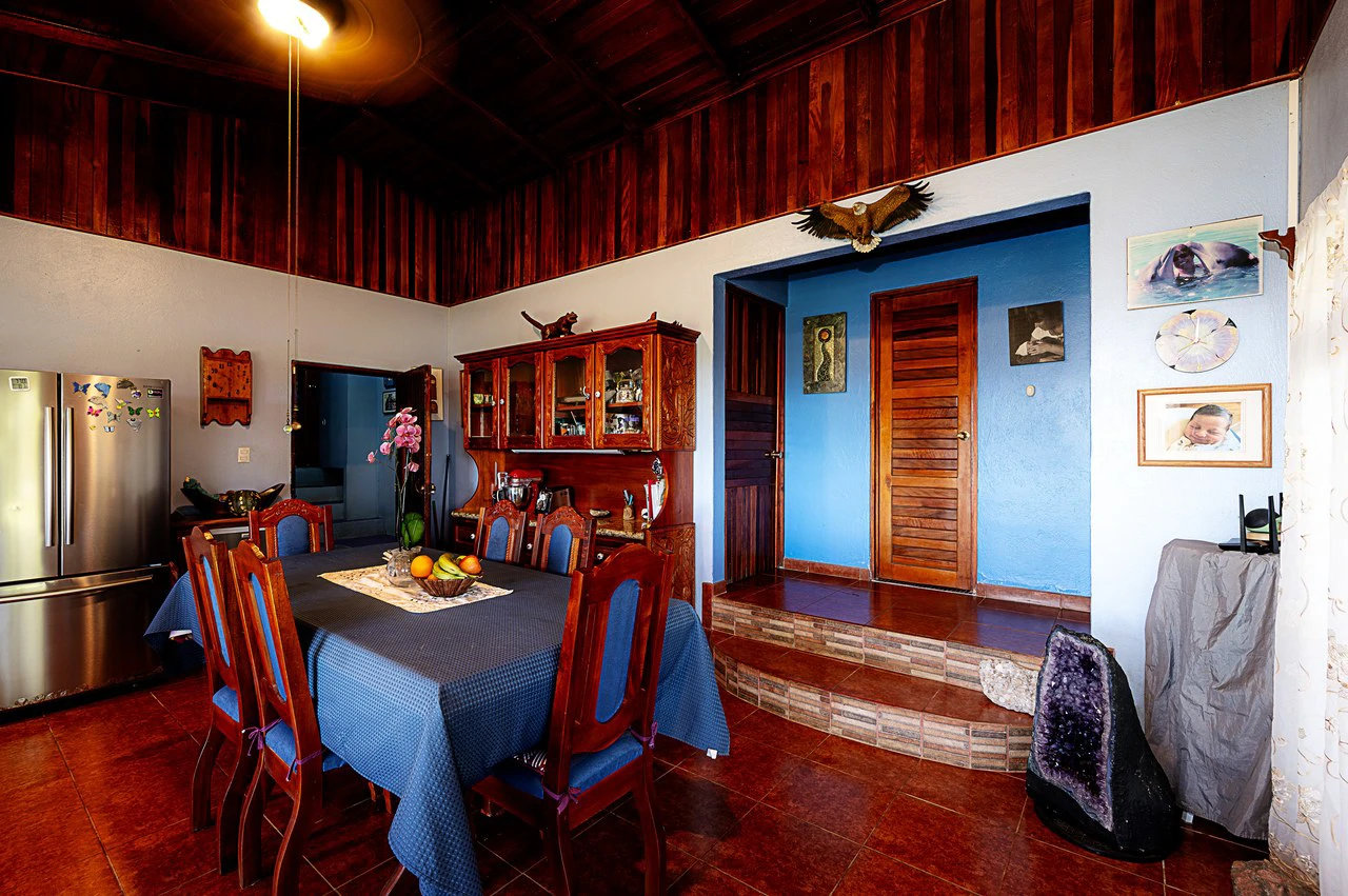 Harmony Haven: Lake Arenal View Home and Guest Casita - Gallery image 6