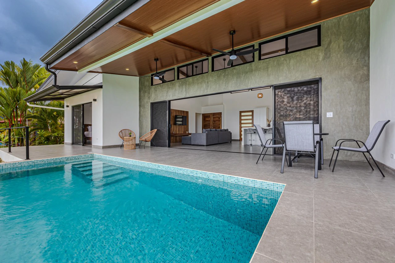 CHONTALES NEW VILLA WITH PANORAMIC OCEAN AND MOUNTAINS VIEWS: Mountain Villa For Sale in Ojochal - Gallery image 9