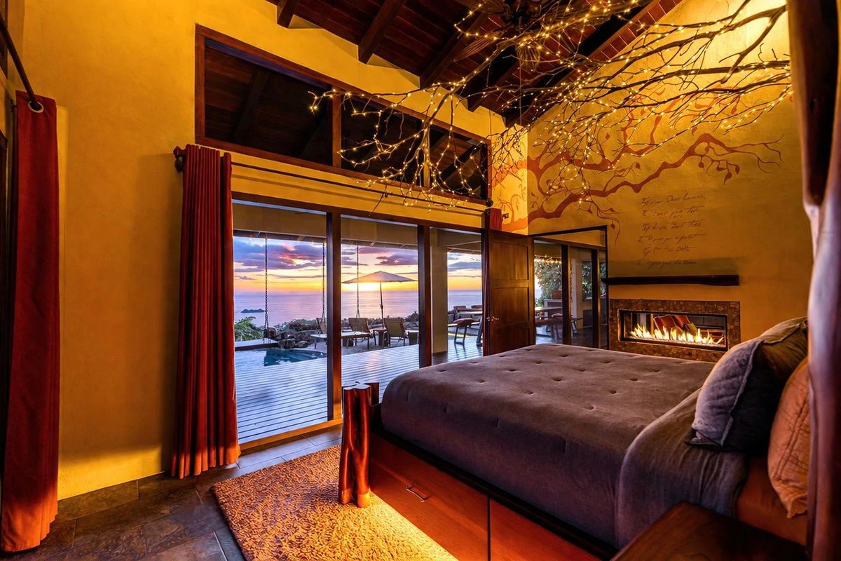 4.6 ACRES – 4 Bedroom Ultra-Private Oceanview Luxury Estate Surrounded by Rainforest!!! - Gallery image 48