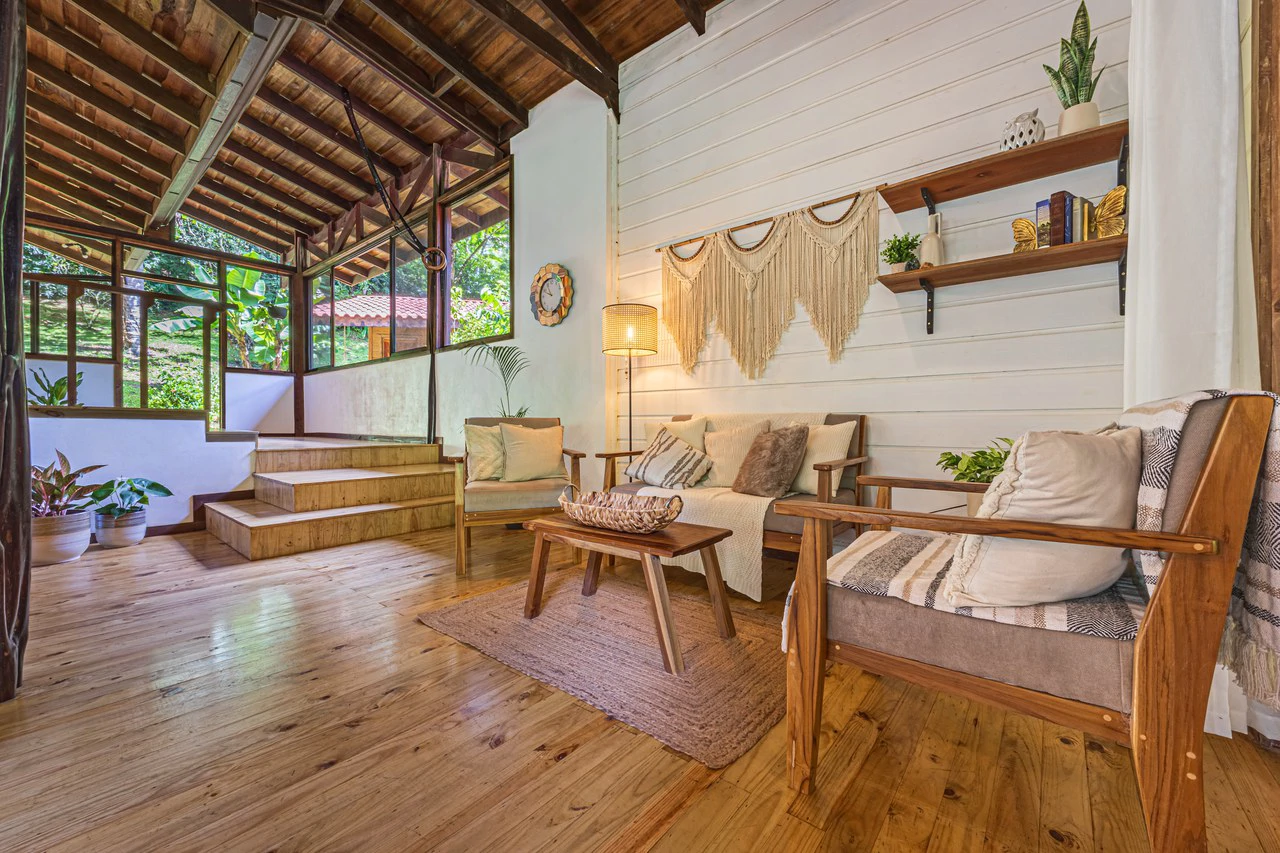 A Jungle House Built of Wood & River Dreams - Gallery image 39