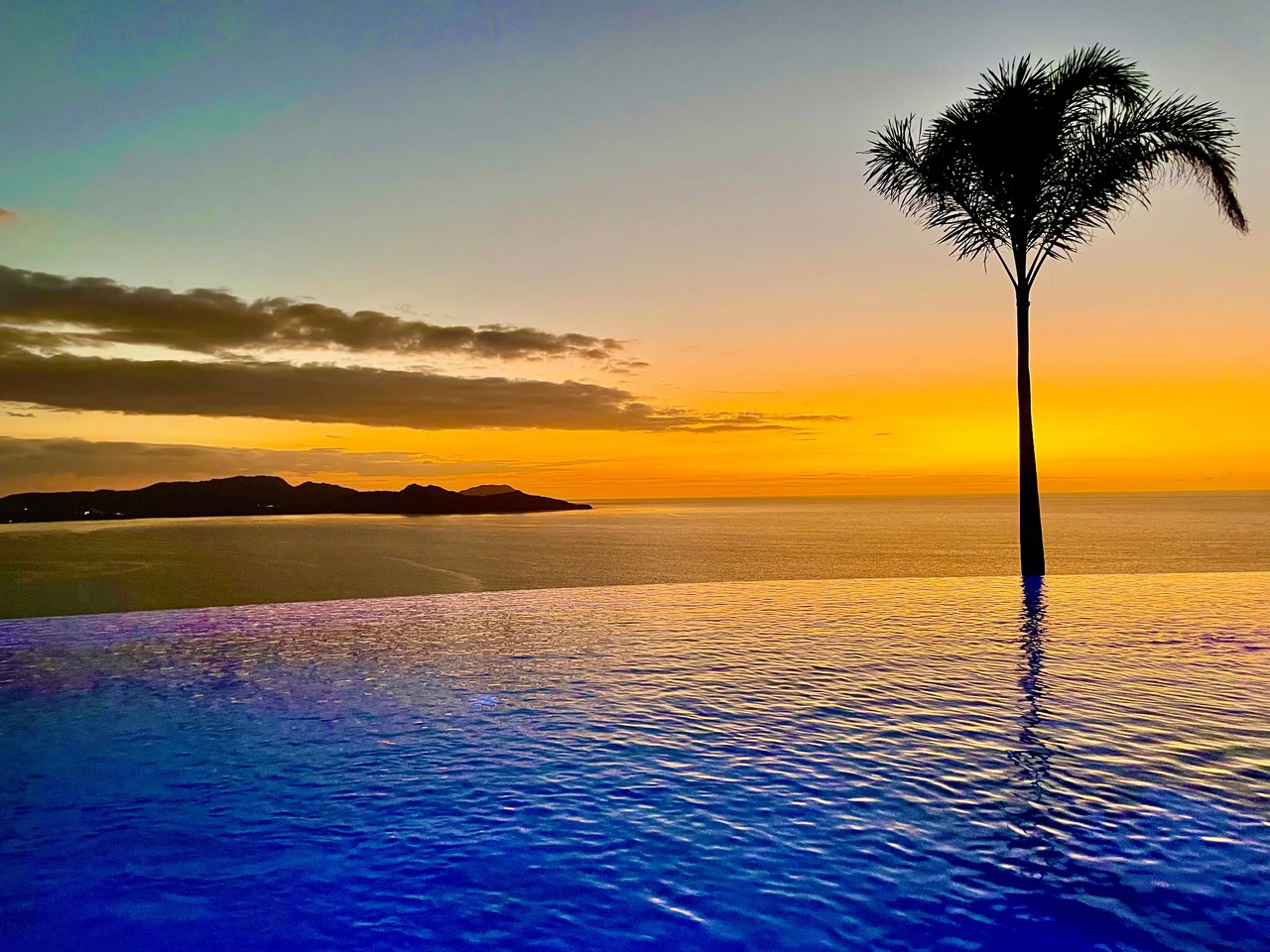 360 Splendor del Pacifico #305: Oceanview Perfection – Just Steps from the Infinity Pool - Gallery image 17