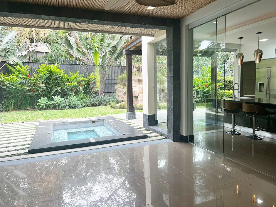 Hacienda Lindora: House For Sale in Lindora - Gallery image 6