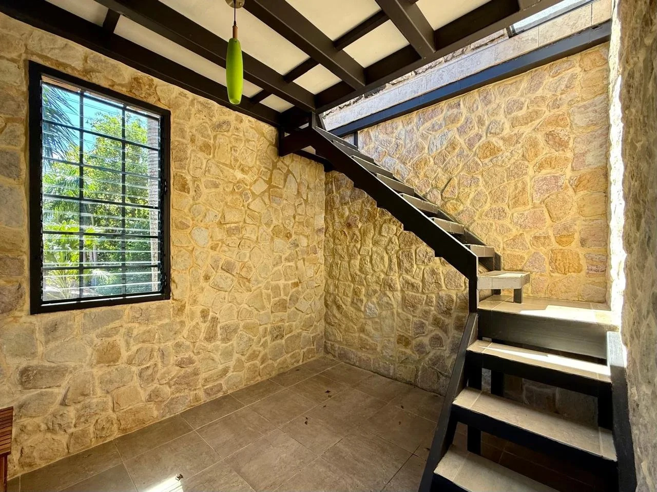 STONE CASTLE: $622,000 USD Your very own "Private Stone Castle" in Costa Rica's Blue Zone. - Gallery image 25