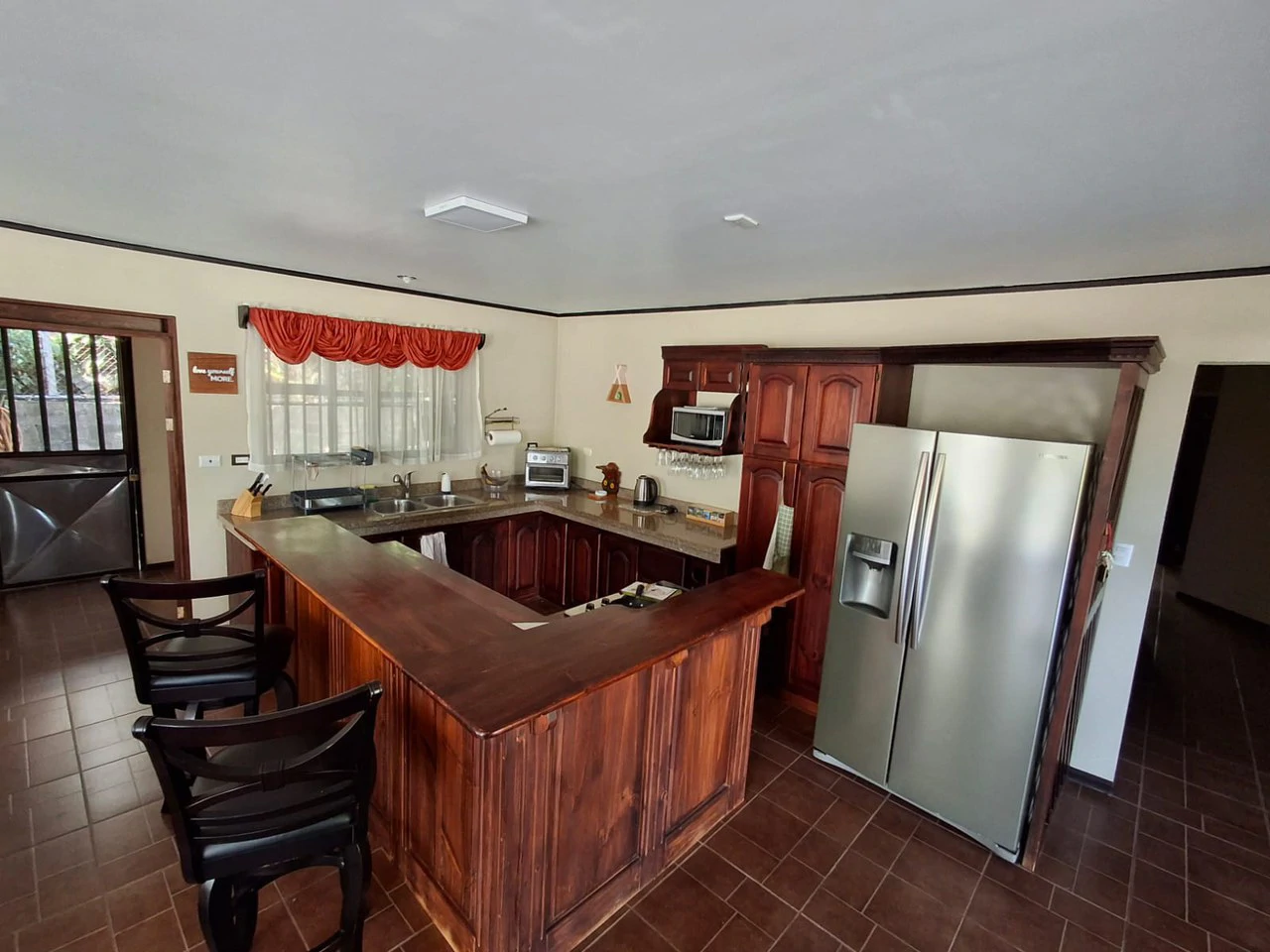 Simple and Quiet!: Newer build Poas home in quiet area! Fully Furnished! - Gallery image 7