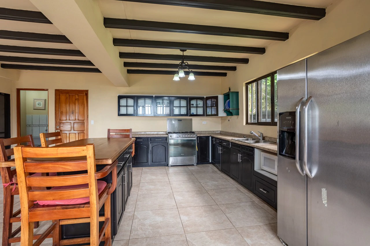 Expansive 27 Acre Farm with Residence in San Isidro del General - Gallery image 26