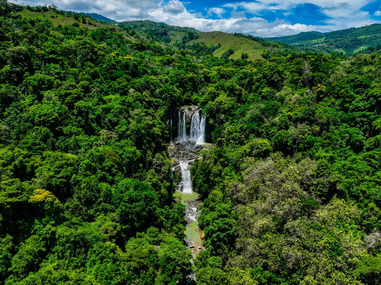 Just Over 3 Acres Riverfront Land in Platanillo Above Dominical