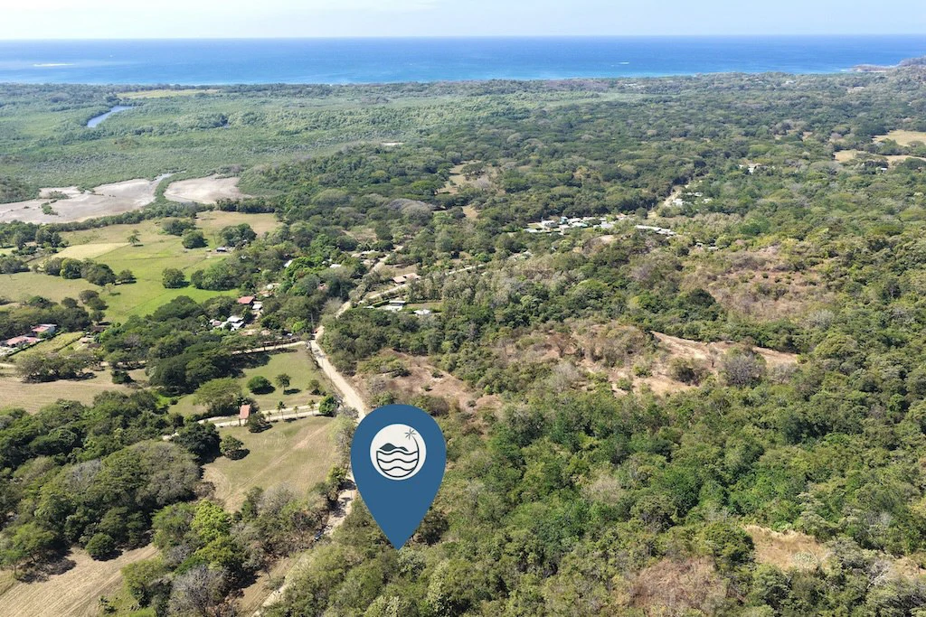 1,009 m² Vacant Lot in Salinitas, 5 Minutes from Playa Grande