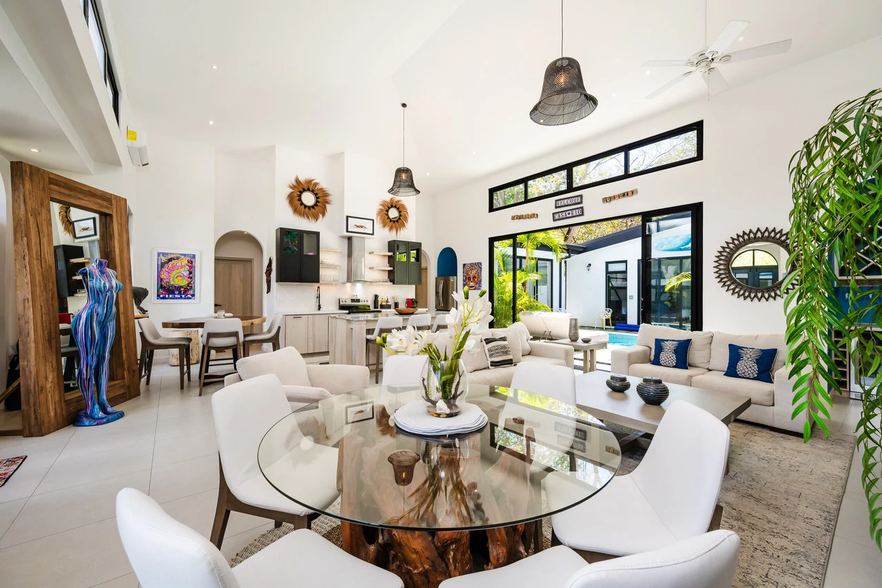 Casa Rio: Modern 5-Bedroom Home with Pool & Casita in Surfside Potrero - Gallery image 8