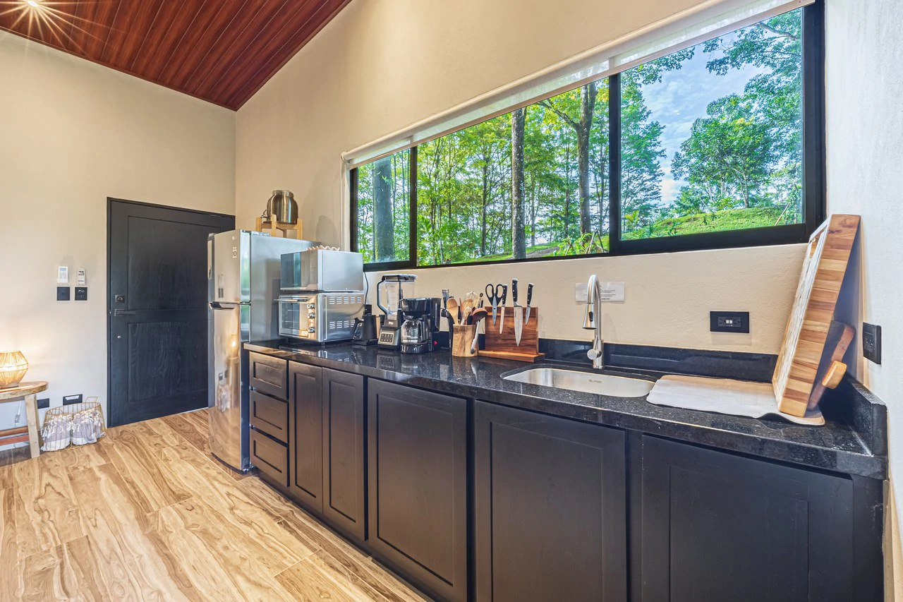 La Sombra Villas: Where Nature Meets Comfort in Tinamates! - Gallery image 35