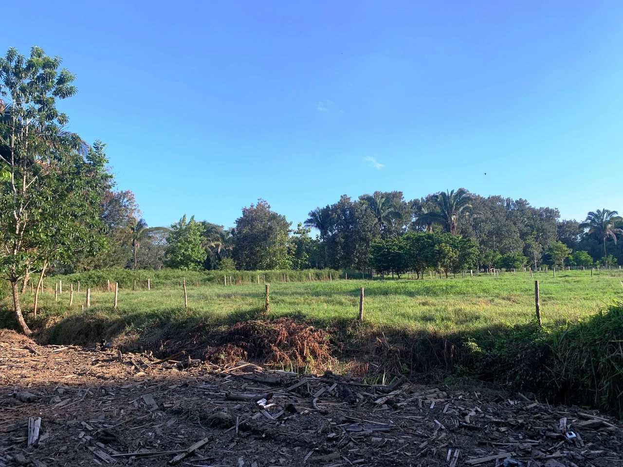 Prime Oceanside Commercial and Residential Lot in Playa Hermosa - Gallery image 3