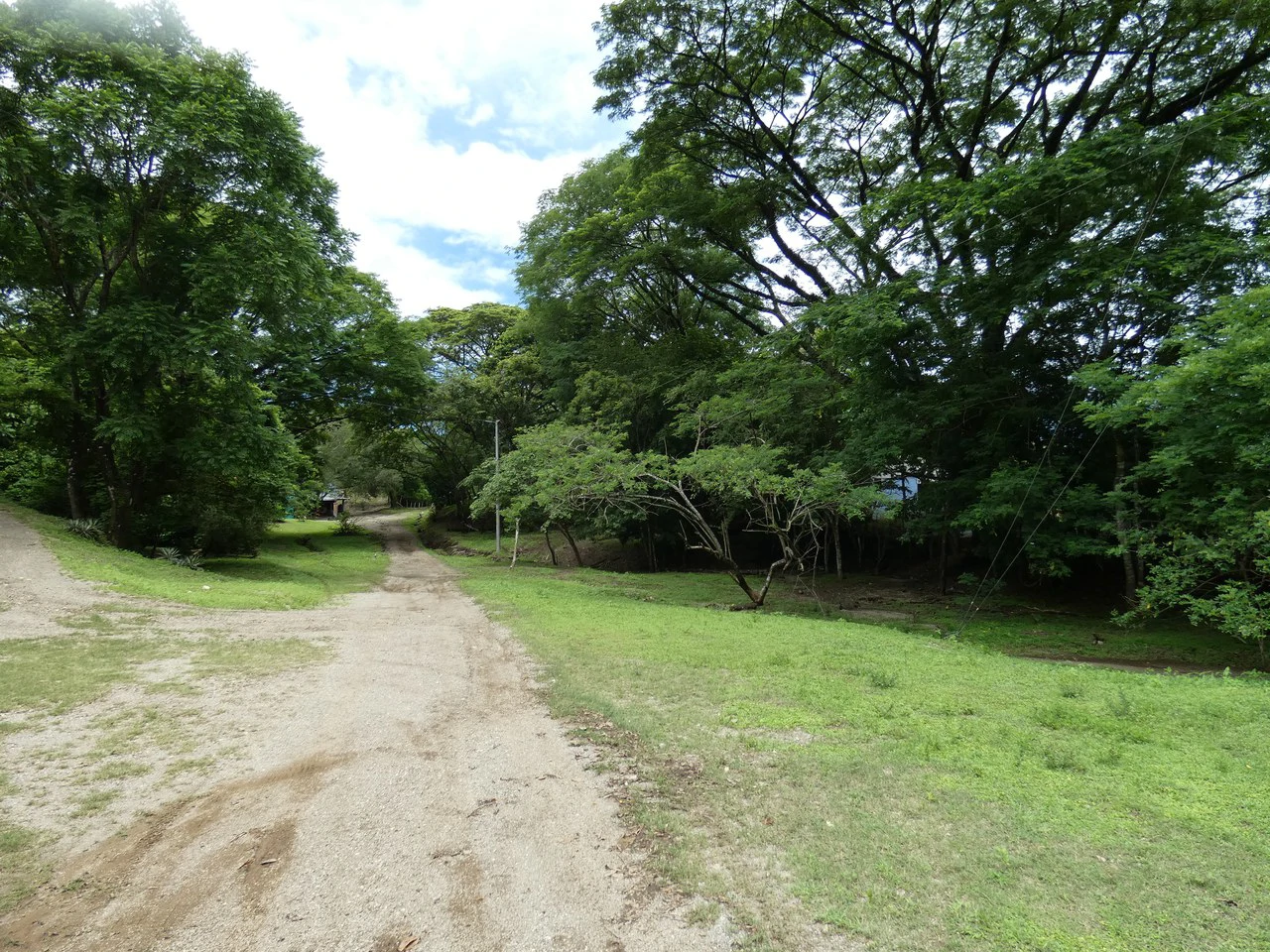Samara beach property project with own natural reserve and ocean views - Gallery image 2