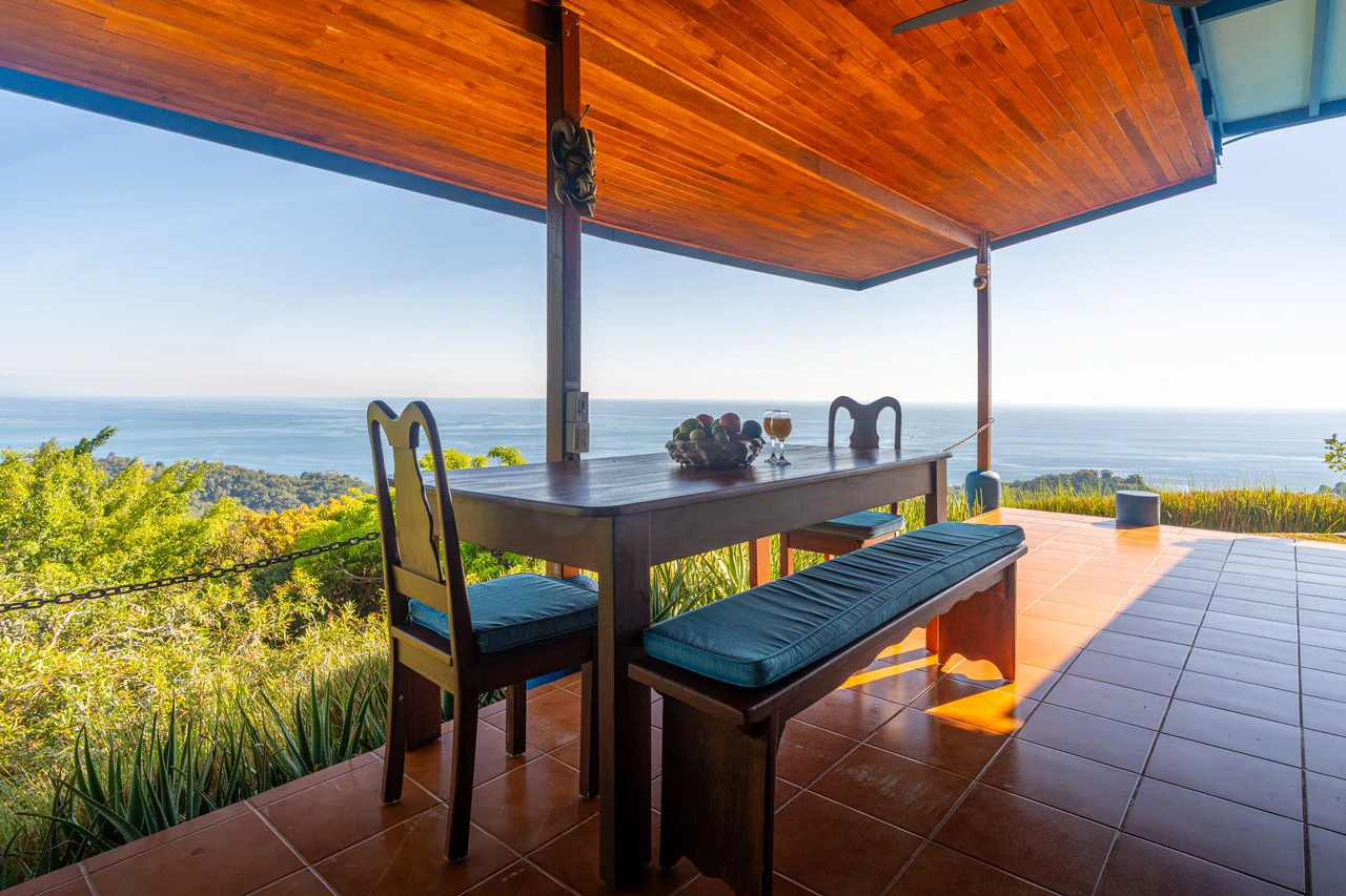 Casa Vista Harmonia: Legendary Ocean Views and Sustainable Living! - Gallery image 31