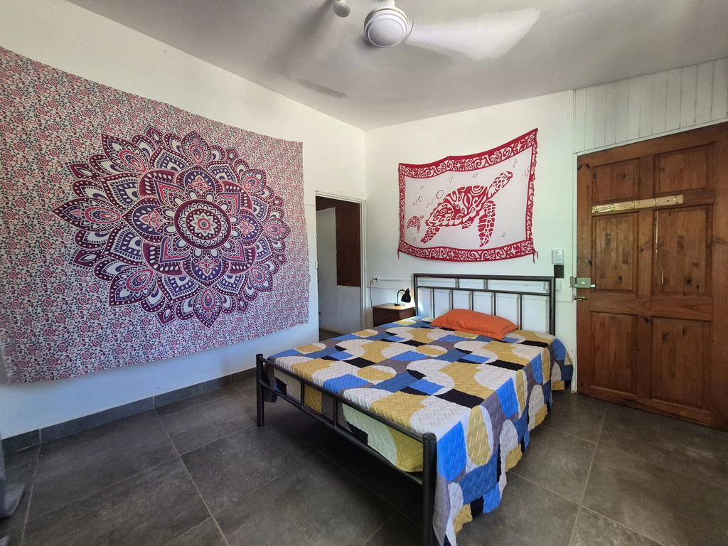 Casa Veranera:  Unique Renovated 3-Bedroom Home with Indoor Pool & Flexible Layout – 10 Minutes from Sámara - Gallery image 9