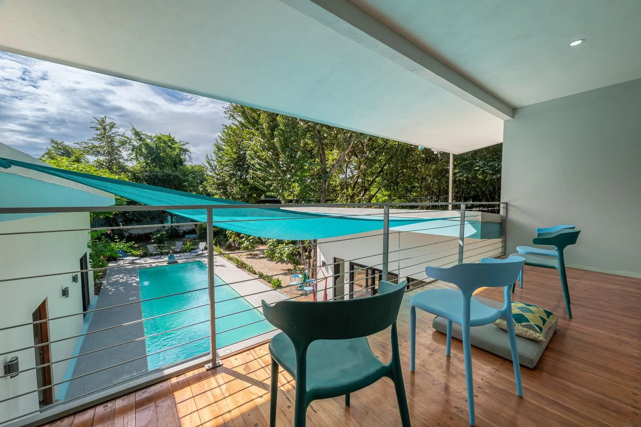 Casa Loto Azul: Exceptional Residence in Palm Beach Estates — Walk to Beach & Dining - Gallery image 35