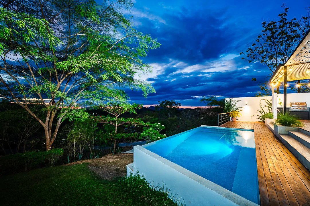Casa Kalachuchi: Gorgeous Modern Jungle Oasis with Sunset Views in Gated Community - Gallery image 42