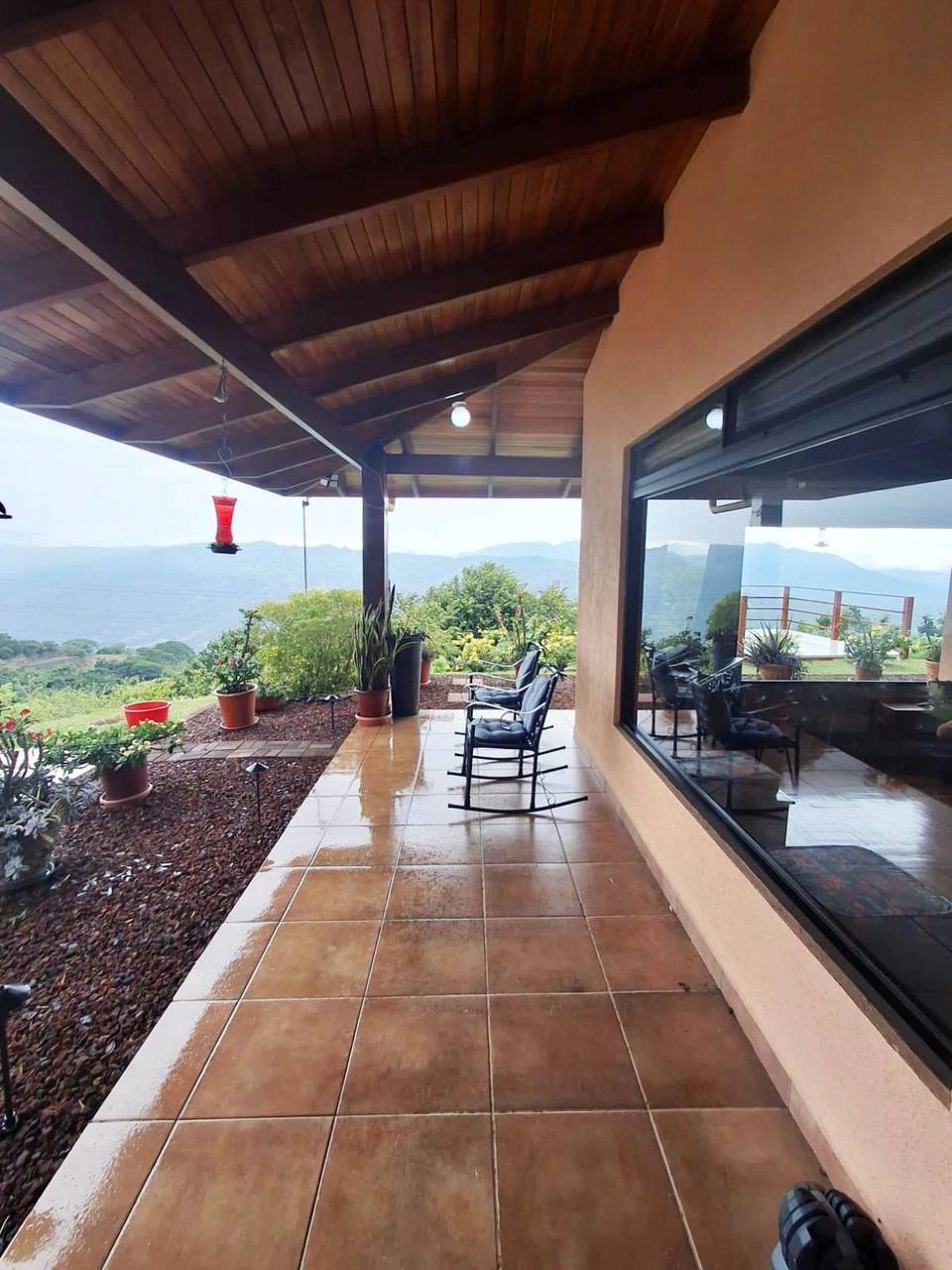 Casa Pristine Elegance: A Rare Costa Rican Estate with Unobstructed City-to-Ocean Views! - photo 9