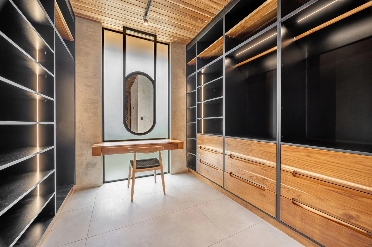 Casa Uchuva: Architectural Harmony of Wood, Stone, and Light - Gallery image 35