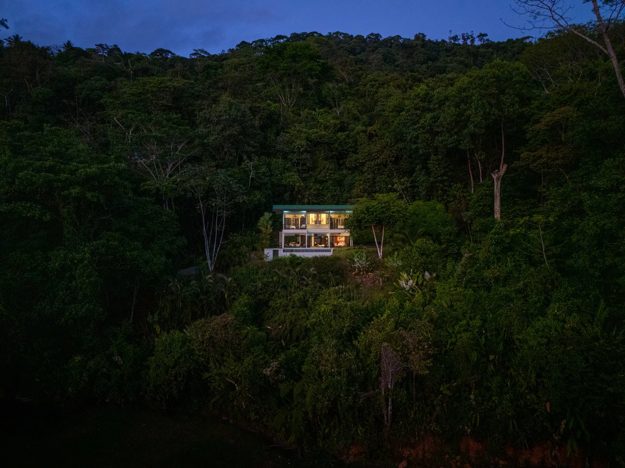 Private Oceanview Sanctuary Above Uvita's Iconic Whales Tail, 3 Bed, 3 Bath - Gallery image 9