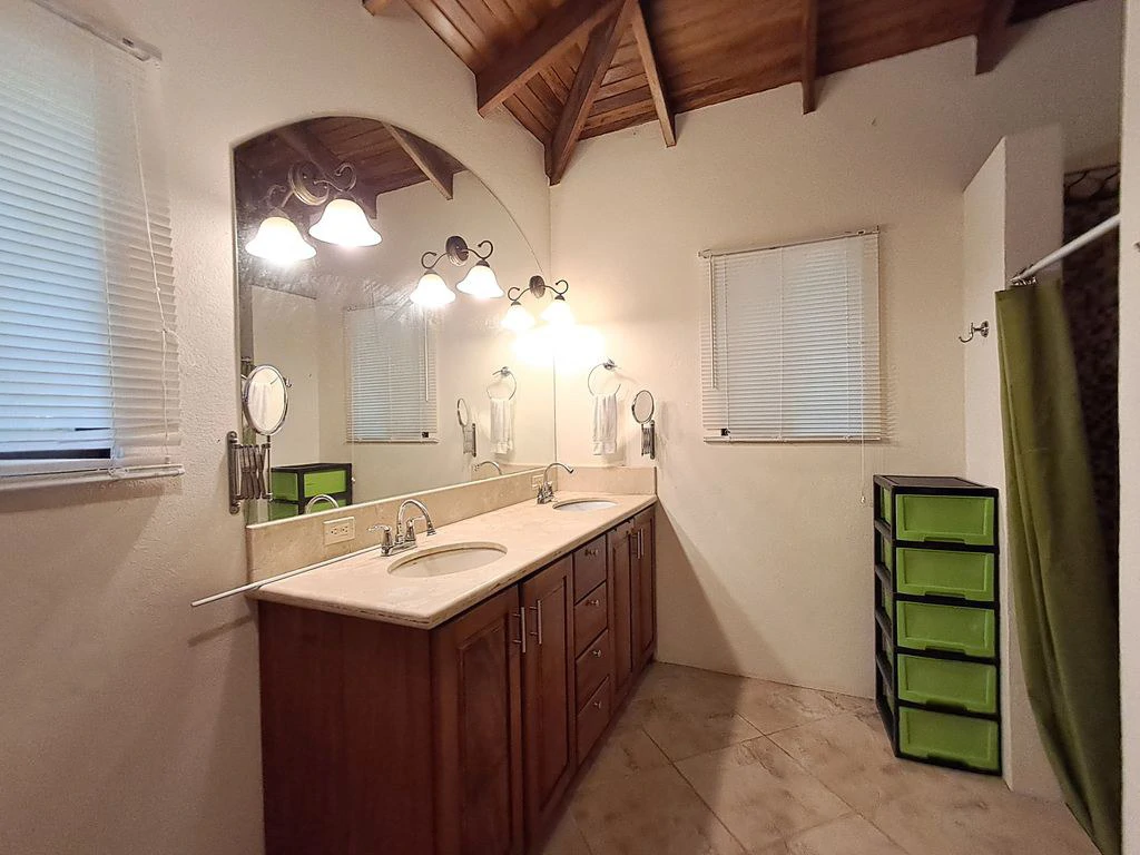 Casa Mariola: PRICE REDUCTION | Colonial Charm Meets Tropical Living in Samara Woods - Gallery image 23