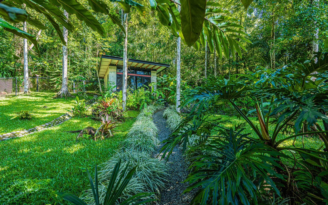 Off Grid Luxury Estate Micro Regenerative Homestead Tinamastes - Gallery image 44